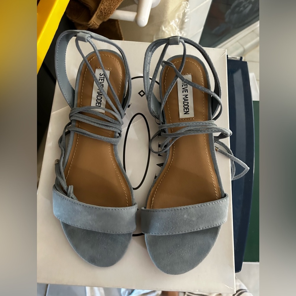 New Steve Madden flats